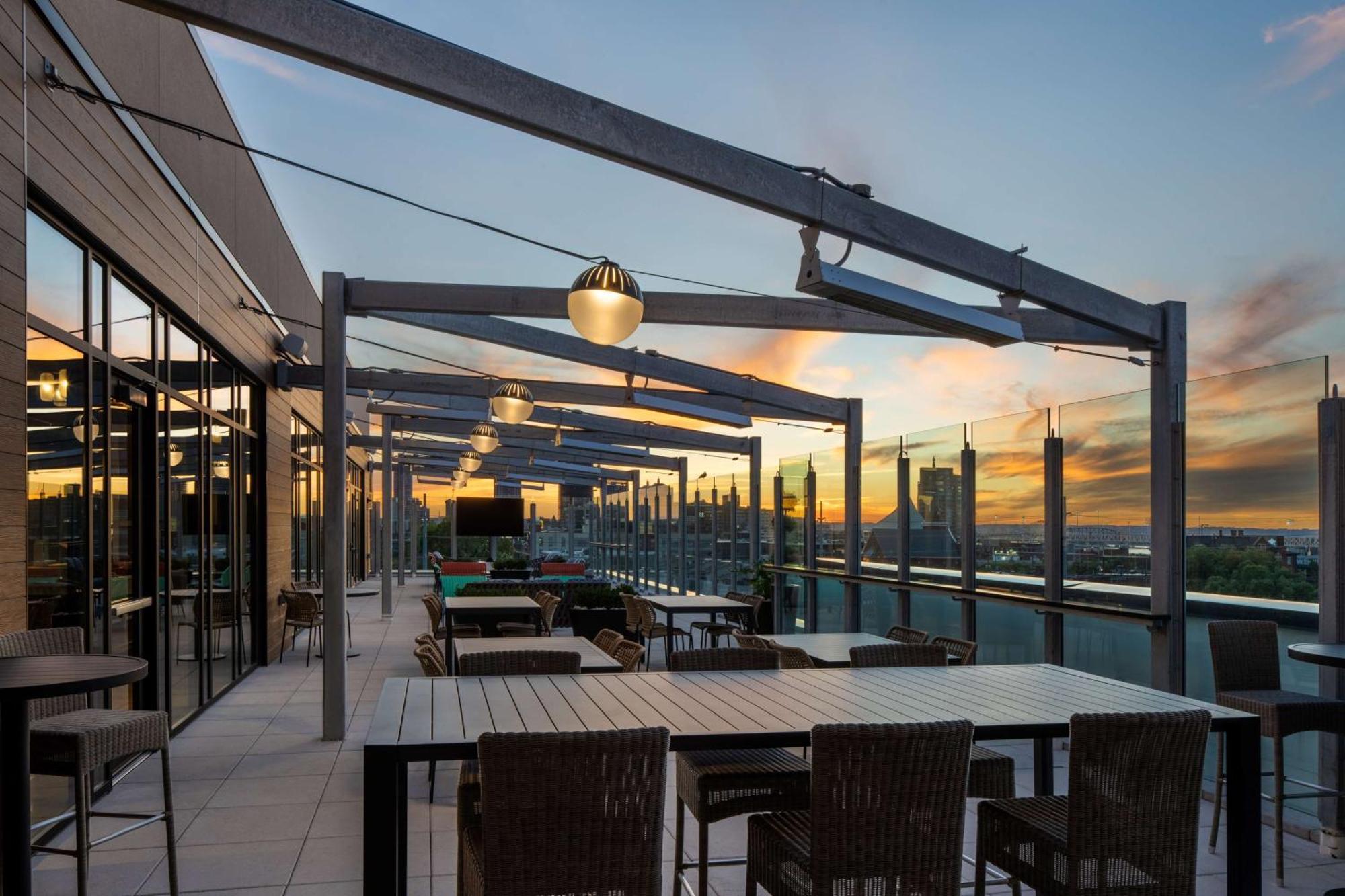 Tempo By Hilton Louisville Downtown Nulu 外观 照片